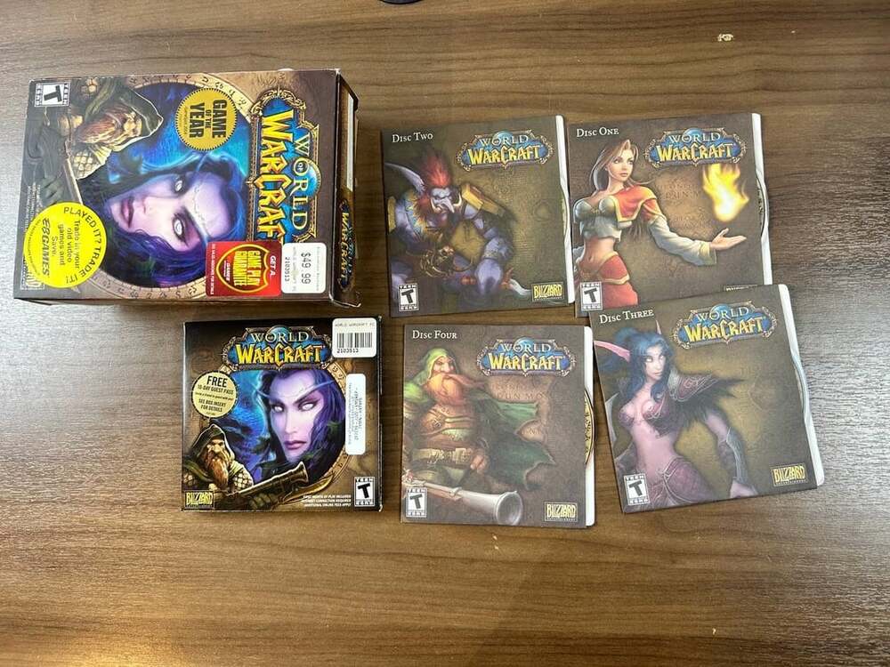 World of Warcraft Blizzard PC Mac 4 Discs Box Manual Alliance Cover Untested